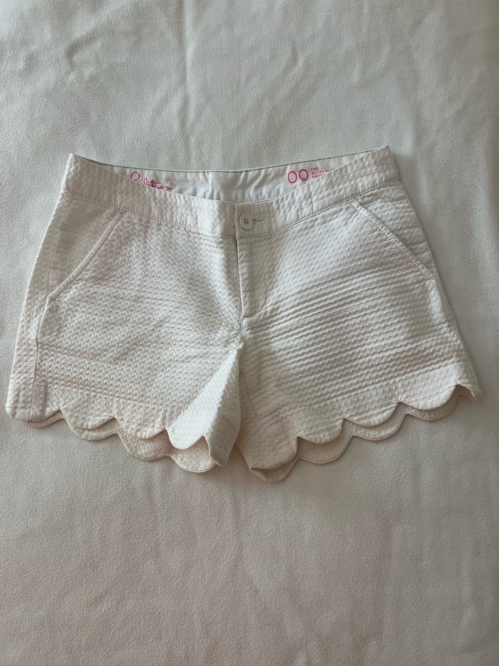 Lilly Pulitzer White Scallop-Hem Textured Skort